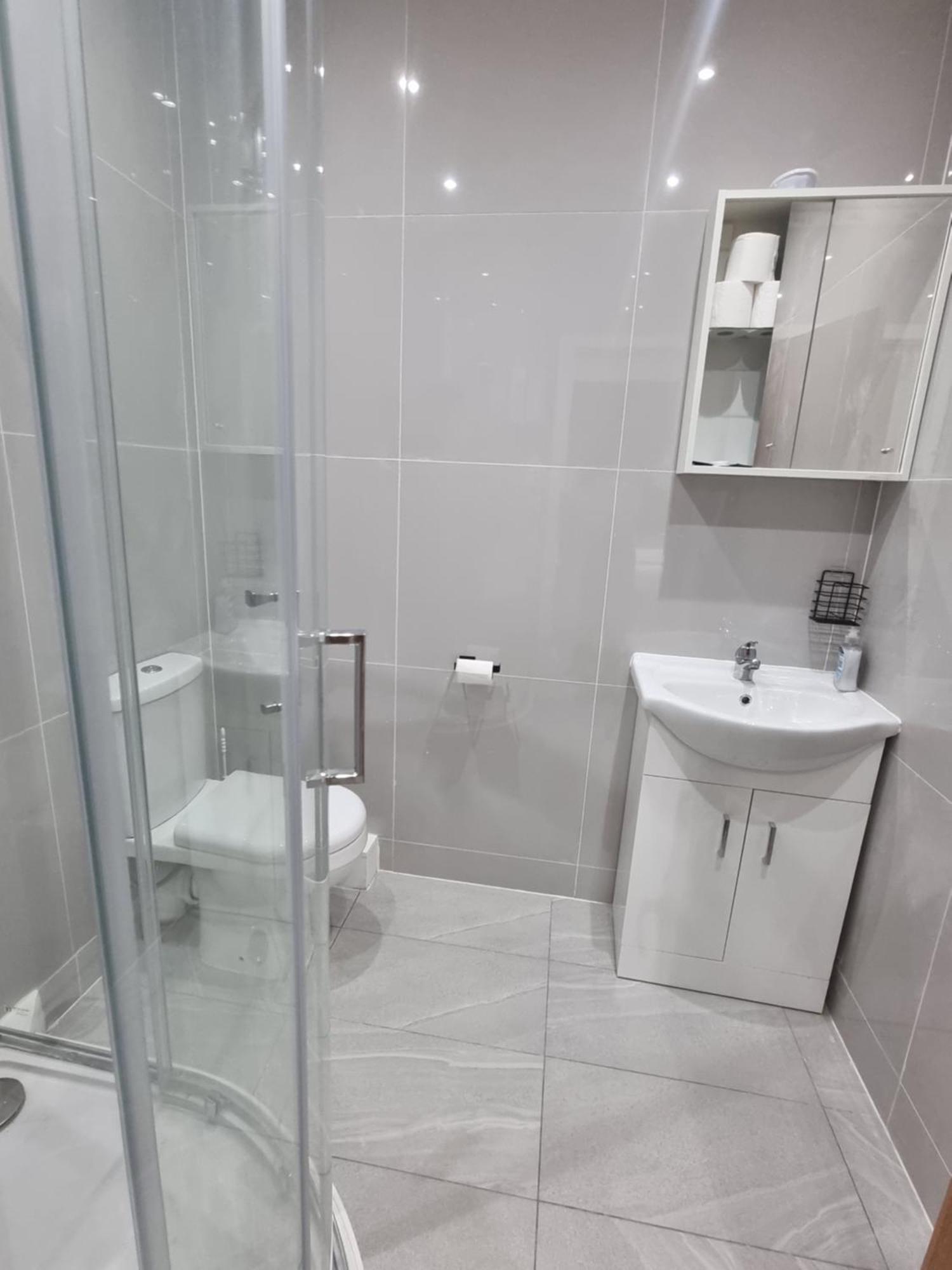 Brand New Studios In Harrow Exterior photo